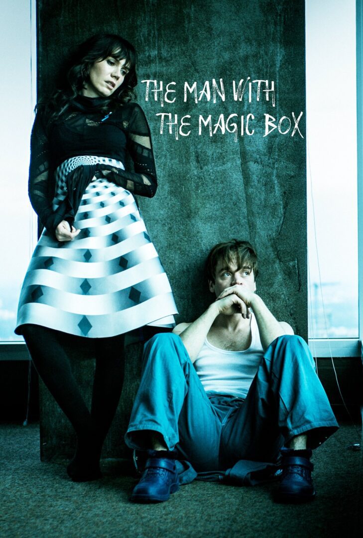دانلود فیلم The Man with the Magic Box 2017 بدون سانسور با پخش آنلاین دانلود فیلم The Man with the Magic Box 2017 بدون سانسور با پخش آنلاین